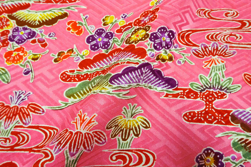 紅型(びんがた) 流水に松竹梅(桃)