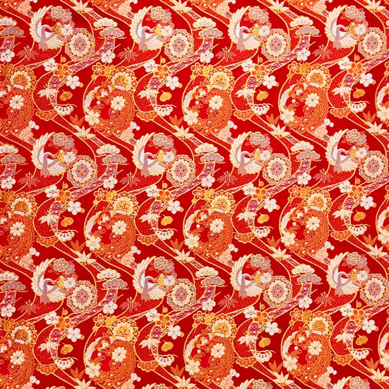 金襴織物 瑞祥鶴花丸錦（赤） 金糸の光沢感