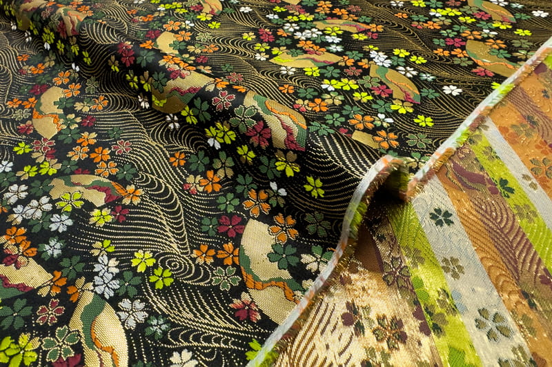 雷鳥社 辞典　海　空　星　草　花　色　石　菜　紋　菓子 金襴生地販売 荒磯扇（黒）柄の和柄生地通販なら都香庵