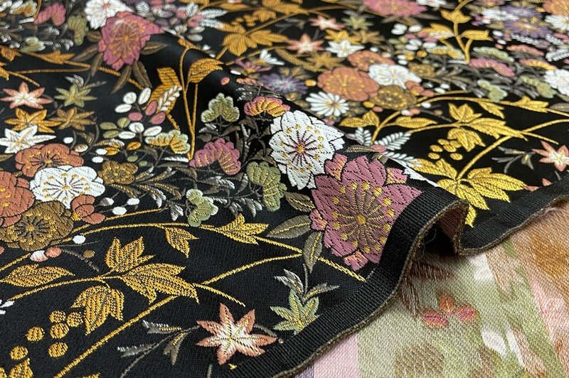 金襴生地 京都 西陣織 四季花雅(黒)