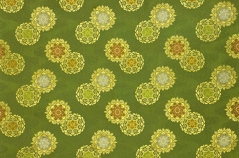 金襴生地 京都 西陣織 紗綾形地流水華文（鶸萌黄）