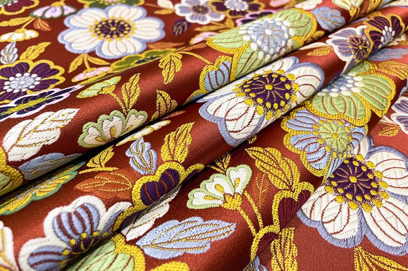 金襴生地 紅花繚乱（エンジ）