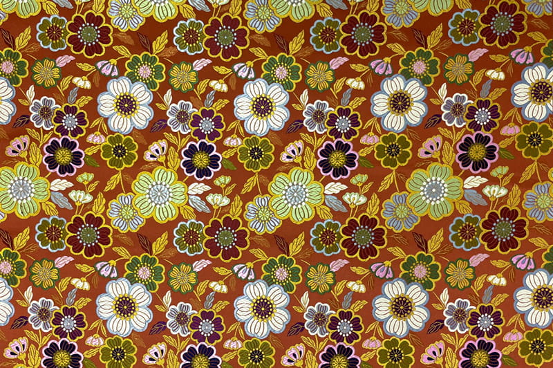 金襴生地 紅花繚乱（エンジ）