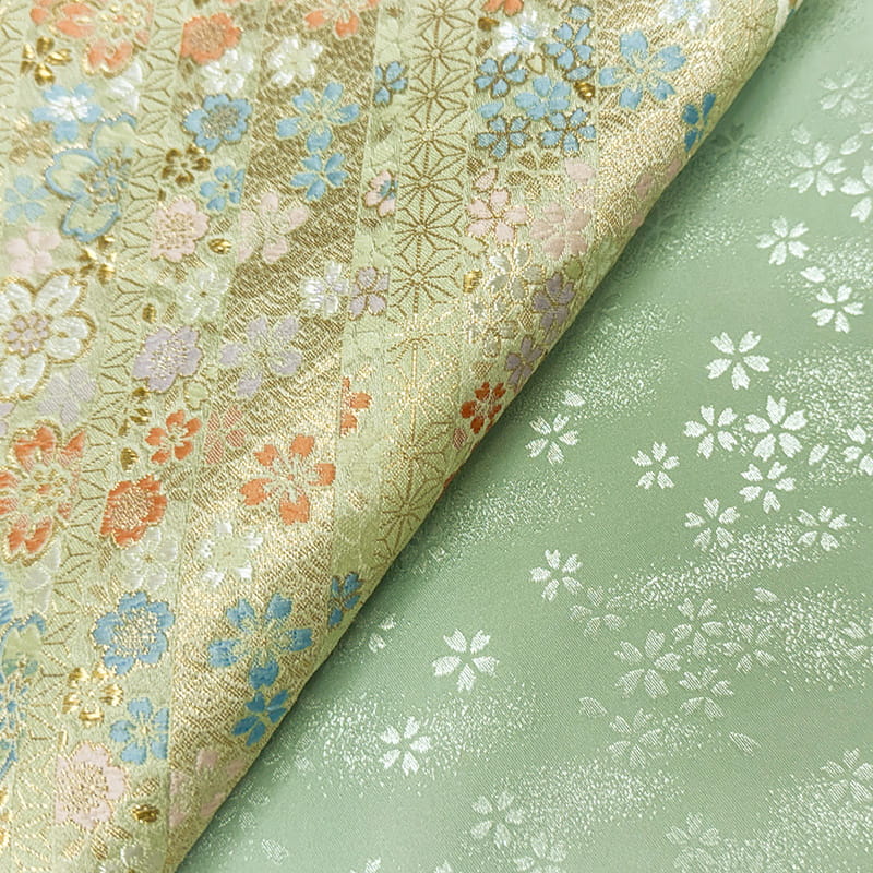 金襴織物 間道に桜（淡緑） 裏地との組み合わせ例