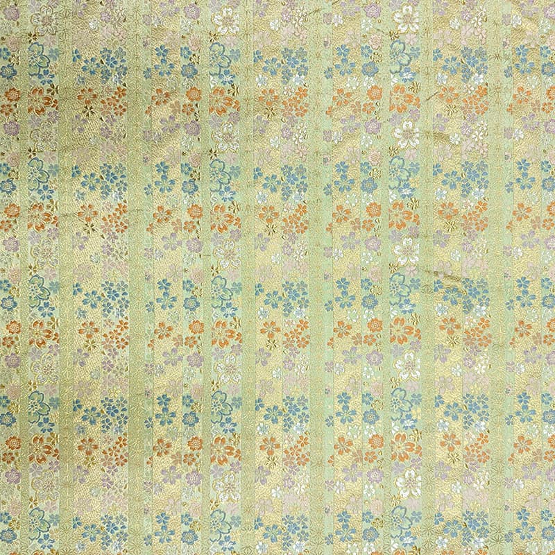 金襴織物間道に桜（淡緑）