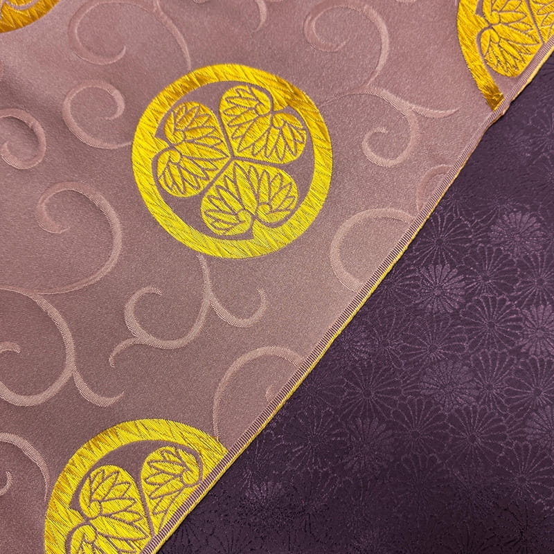 金襴織物 三つ葉葵・大（古代紫） 裏地との組み合わせ例