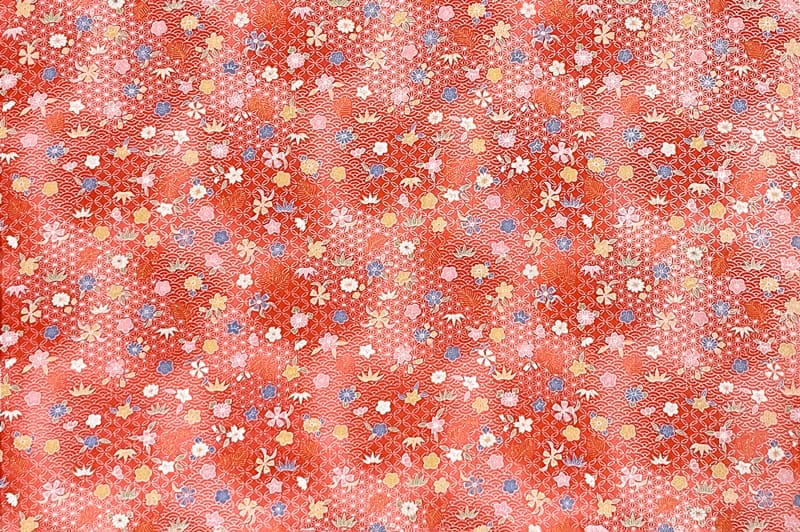 京友禅 金彩ちりめん 花舞小紋(赤)