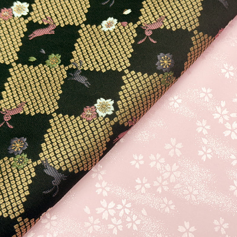 金襴織物 鹿の子石畳に兎（黒） 裏地との組み合わせ例