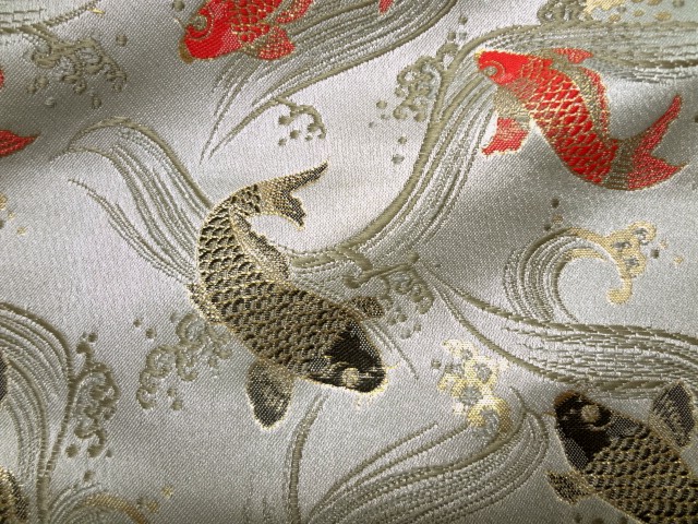 金襴織物 鯉（白）
