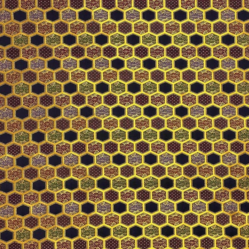 金襴織物 亀甲文（全2色）  全体像