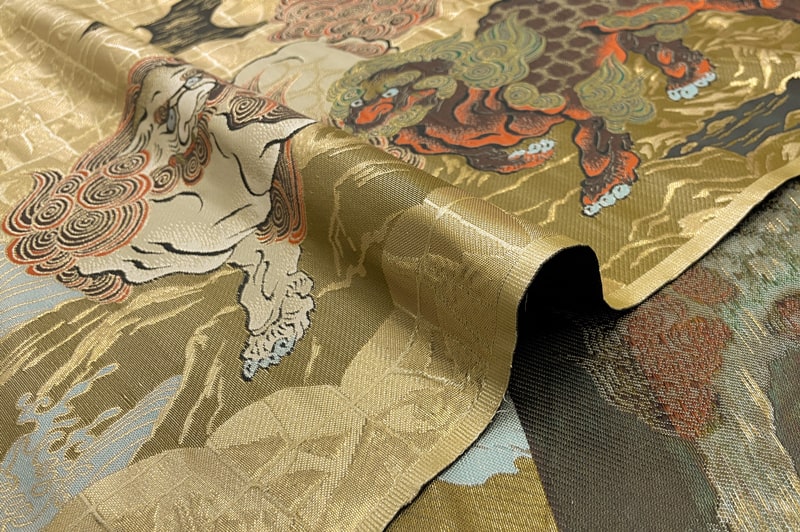 金襴織物 唐獅子図 狩野永徳