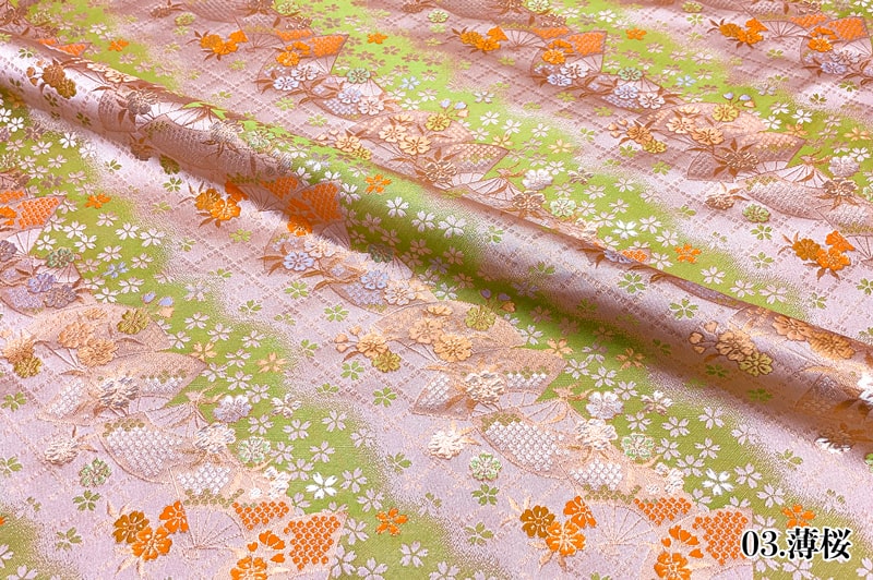 金襴生地 扇面に小桜（全3色）