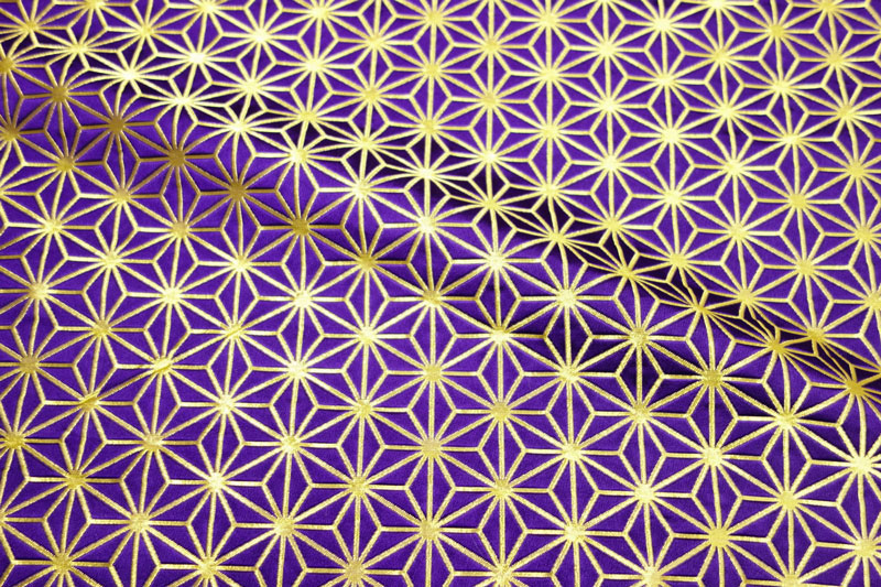金襴織物  麻の葉・小（紫・金）