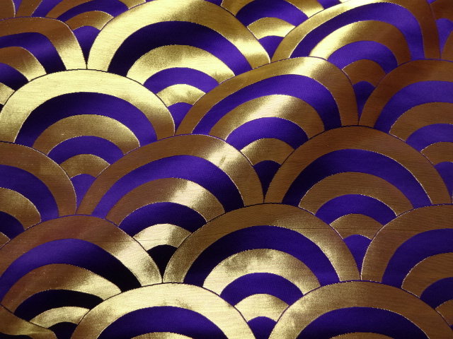 金襴織物 青海波文（紫）
