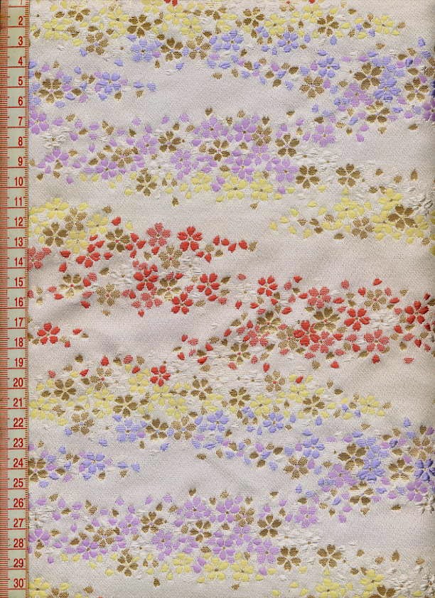 金襴織物 桜花流れ