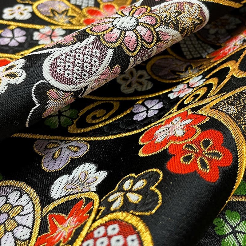 金襴織物 華文に流水のし文（全2色）  柄の出方2色目