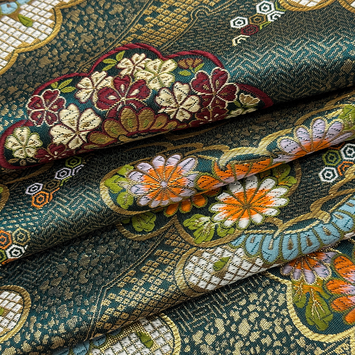 金襴織物 花形松（鉄紺） 