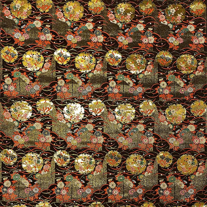金襴織物 露芝雪輪華文 金糸の光沢感