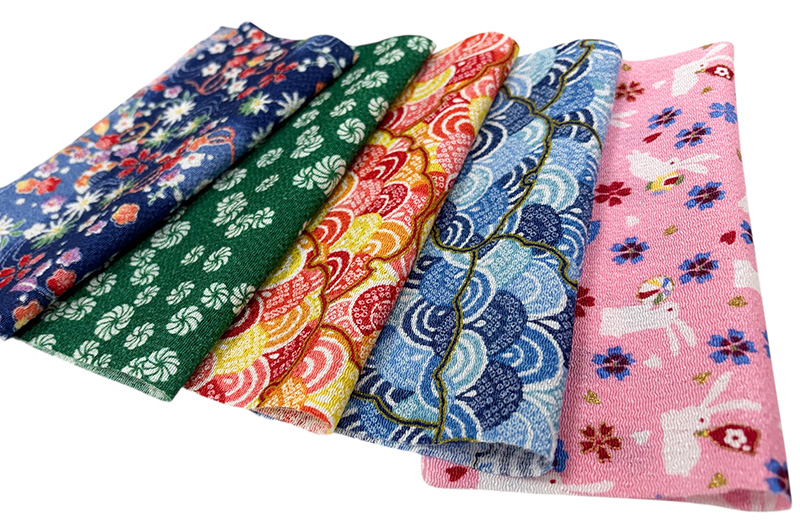 京友禅 金彩ちりめん はぎれ 器物柄10枚セット